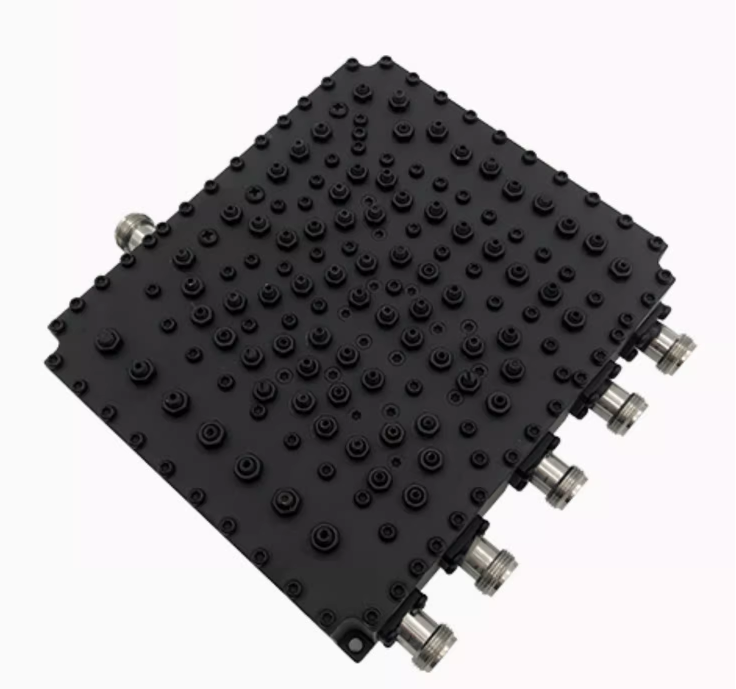  梨树双频三频四频五频腔体合路器4G+5G